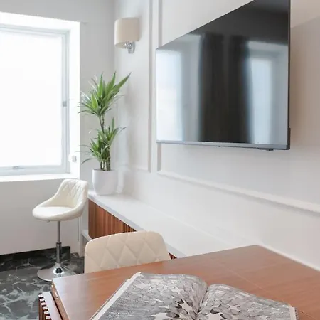 דירה Domus Prestige -suite Repubblica- In רומא