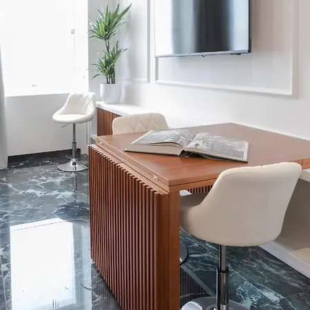 דירה Domus Prestige -suite Repubblica- In *